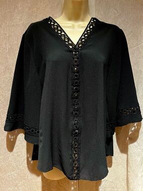 CBR Black V-Neck Lace-Trim Women’s Top